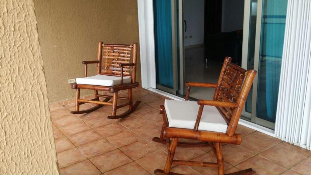 San Geronimo Apartment | malecon center