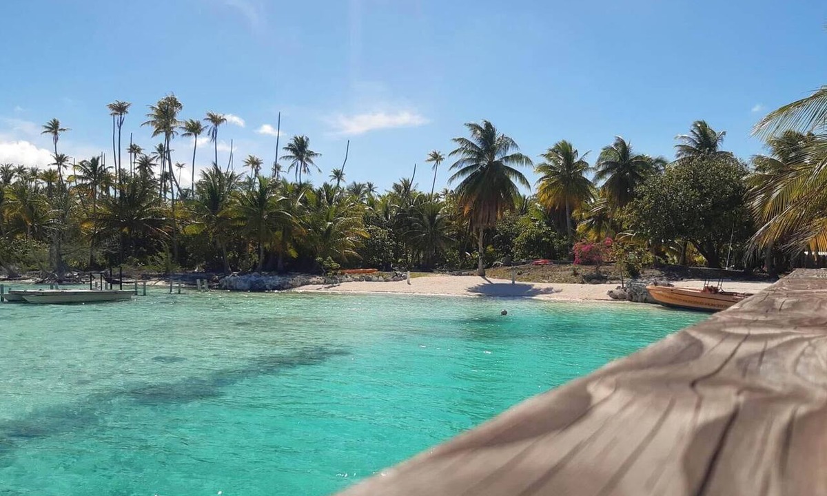 Manihi Bed & Breakfast | Manihi miki lodge