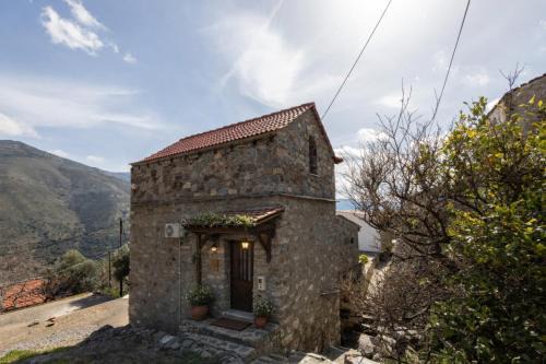 Livadia House | Manoli's Light Stone House