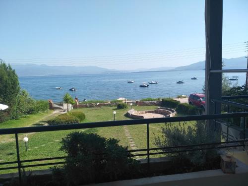 Kamena Vourla Apartment | Mare e Monti1