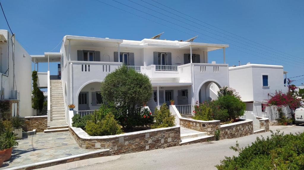 Antiparos Apartment | Marianos Apartments