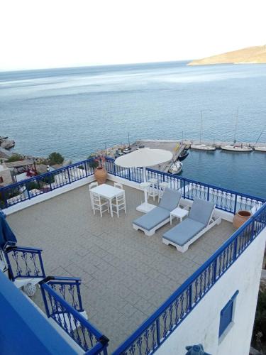 Livadia Apartment | Marinas Studios
