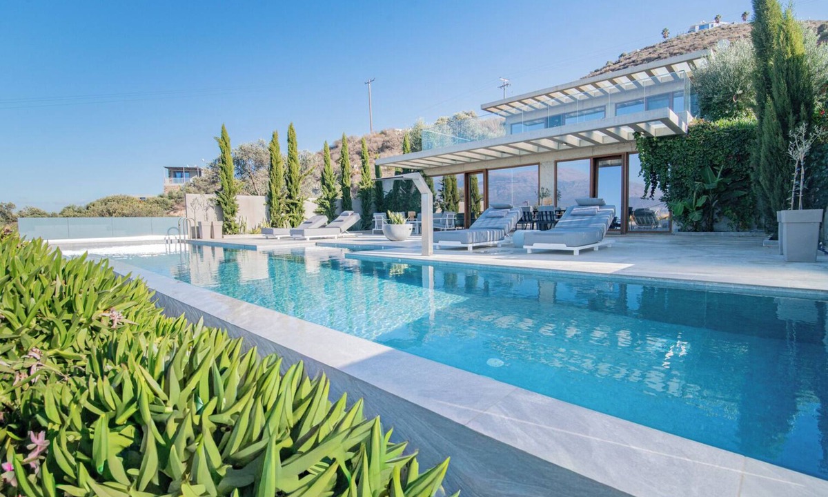 Kamilari Villa | Marnos Grand Villa