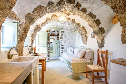 Mandraki Apartment | Messes Traditional Stone House with Amazing Sea View