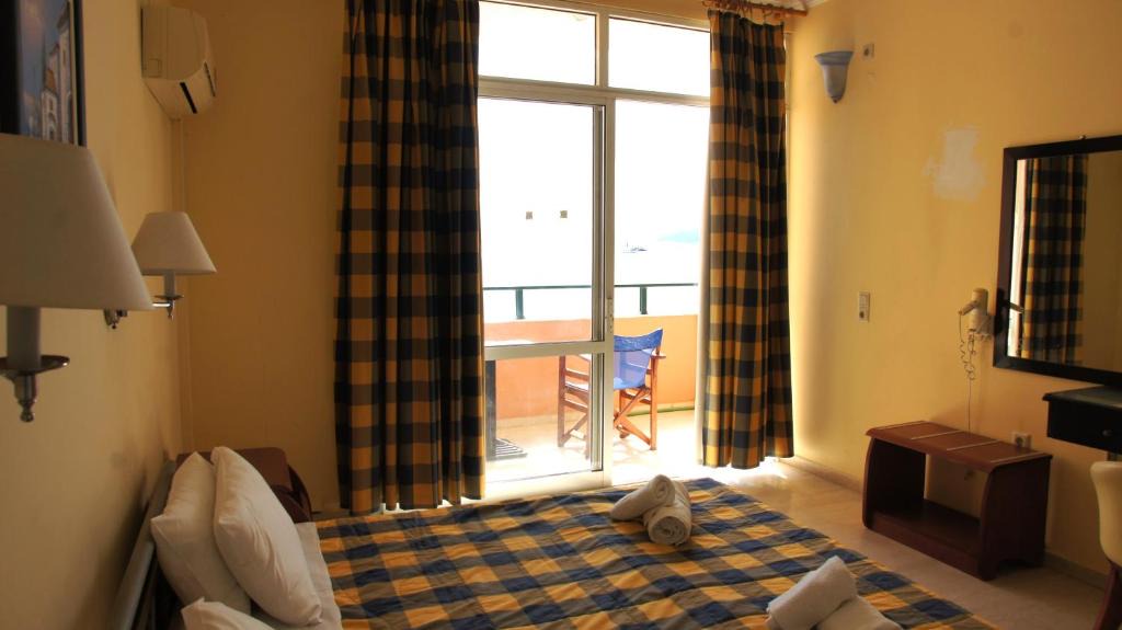 Messonghi Hotel | messonghi bay
