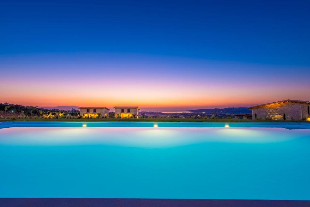 Kassandra House | Mint Retreat Suites