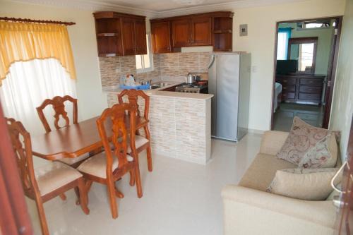 Corales del Sur Apartment | Modern 1-Bedroom Apartment with Private Balcony Fast Wi-Fi Santo Domingo Este
