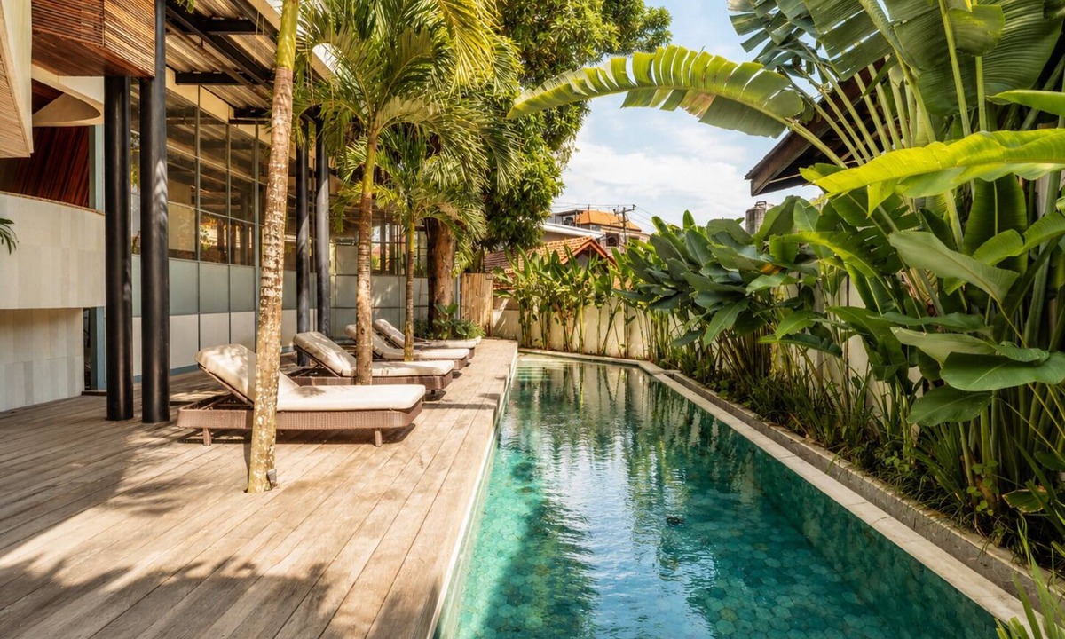 Pererenan Hotel | Modern 1-BR Loft with Art Deco Style Shared Pool