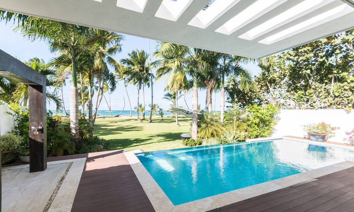 Portillo House | Modern and Relaxing Villa at Las Terrenas w/Private Pool, BBQ, and Beach View