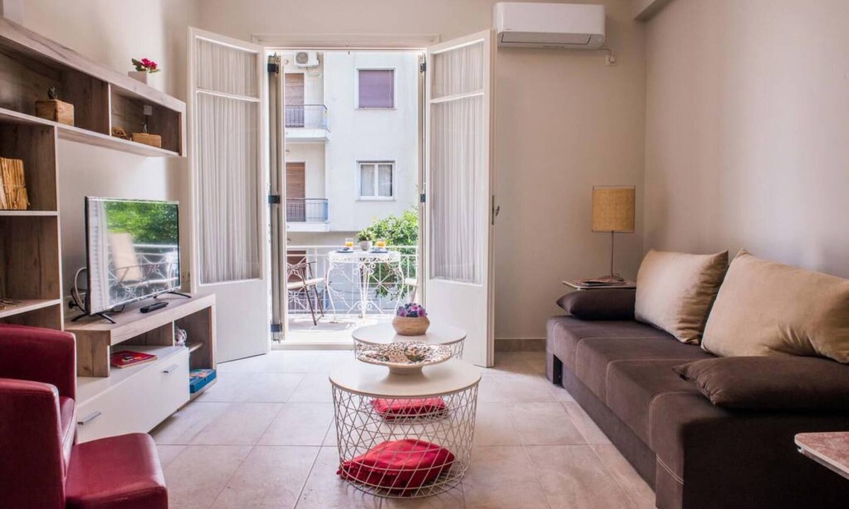 Nea Chalkidona Apartment | Modern & clean apartment w/h balcony near metro