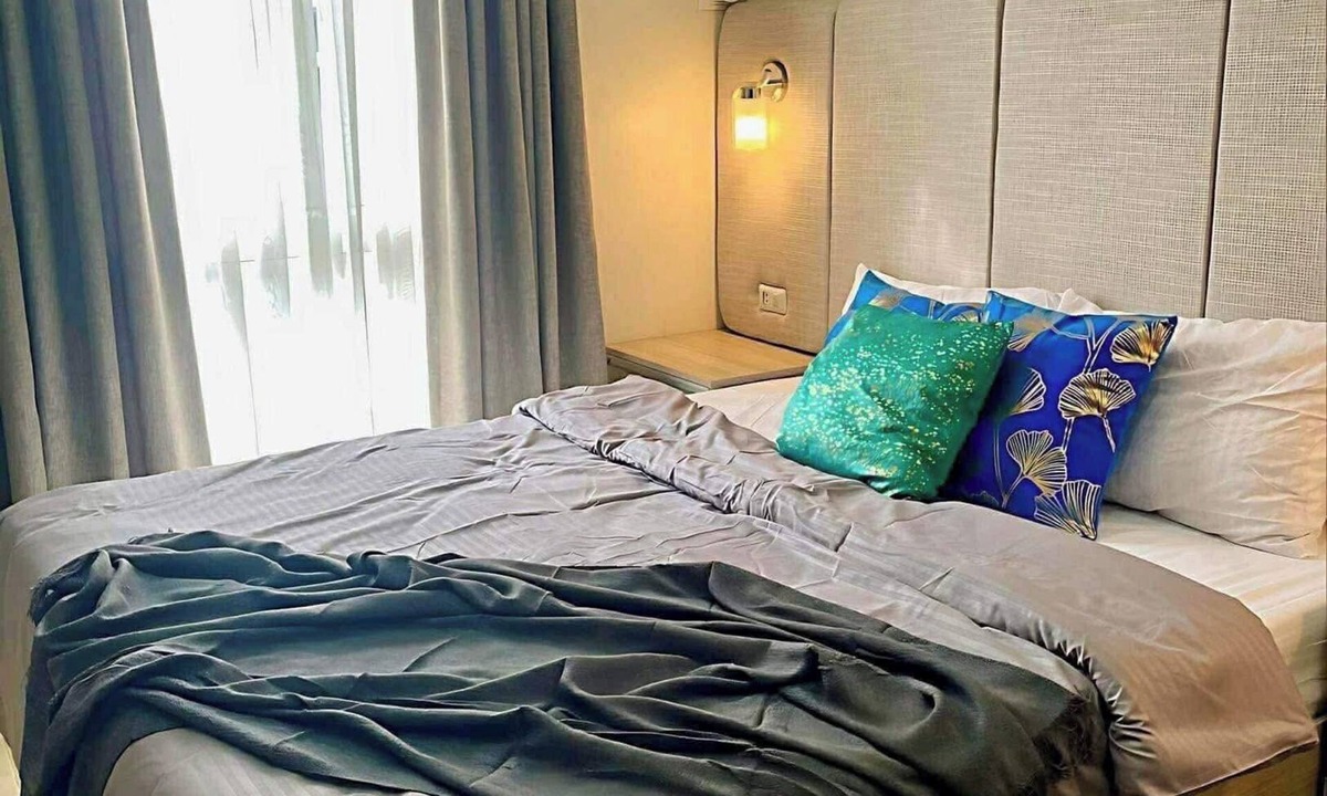 Lahug Condo | Modern Studio in IT Park | Walk to Ayala Central Bloc & Sugbo Mercado