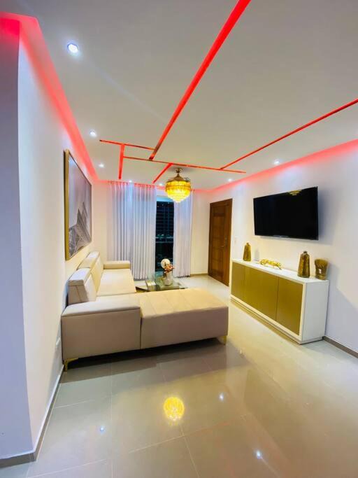 Santiago Province Apartment | moderno y atractivo apartamento