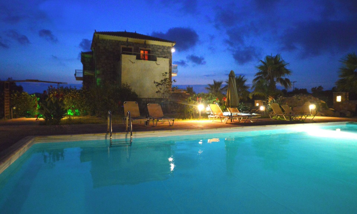 Lesbos Apartment | molivos hills