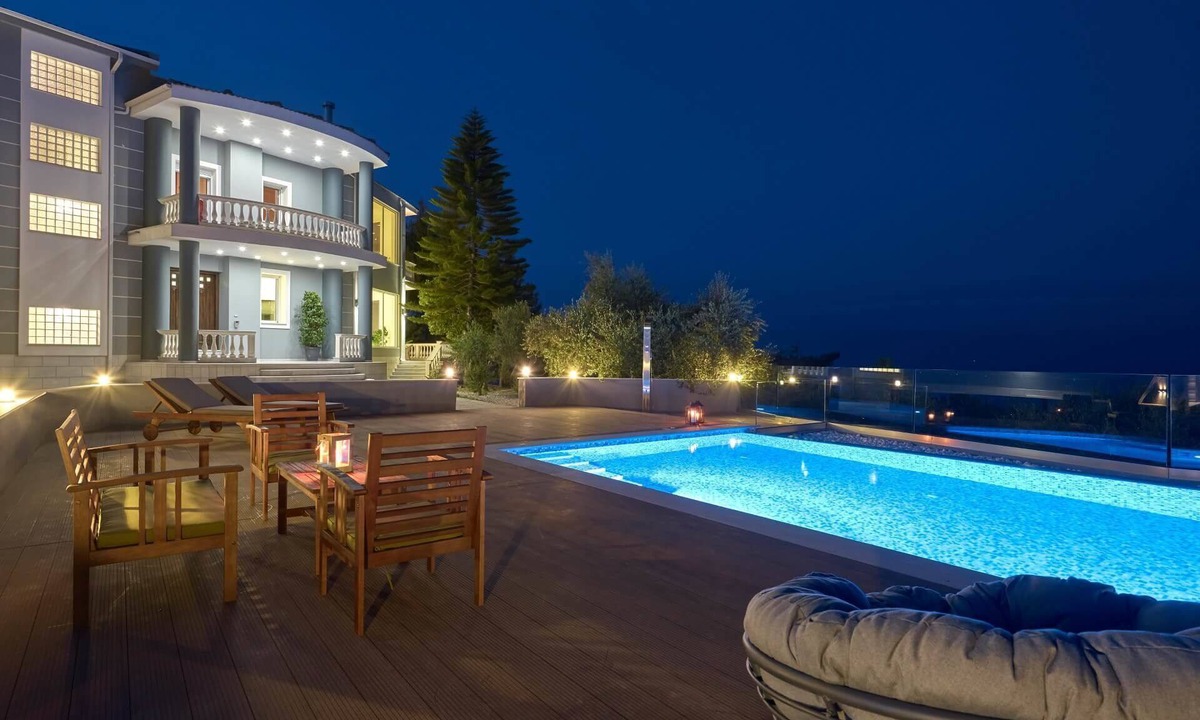 Akrotiri Villa | Mont Bleu Luxury Villa