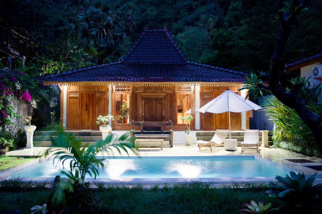 Purwakerti Villa | Moon Heritage Villa