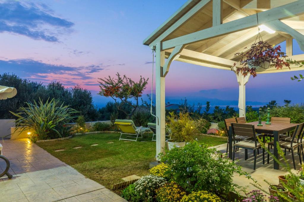 Marathitis Apartment | Muses Panoramic View, Minutes from Knossos Minoan Palace