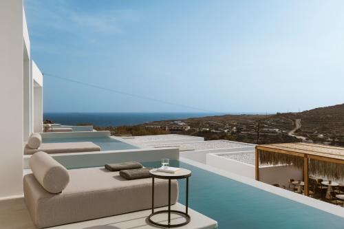 Paraga Hotel | Mykonos Flow Super Paradise, Adults Only by Mr and Mrs White