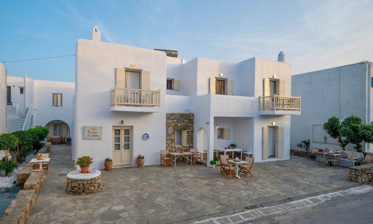 Ornos Apartment | Mykonos Twins