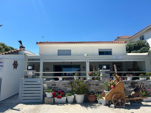 Agios Konstantinos House | Nana's Guesthouse