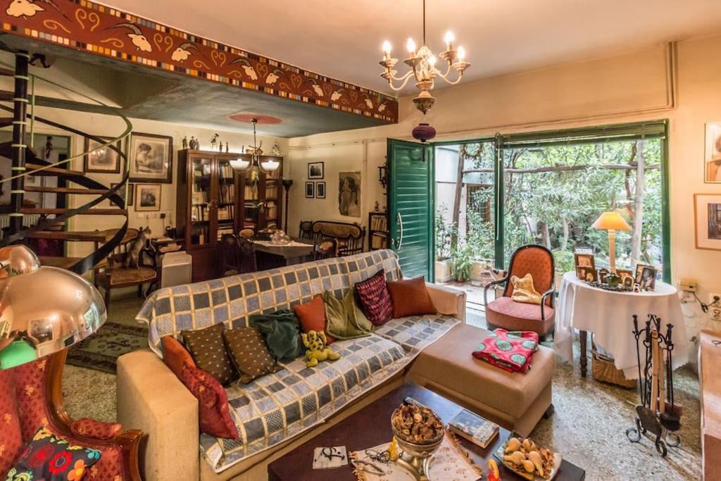 Kala Nera House | Nano's House