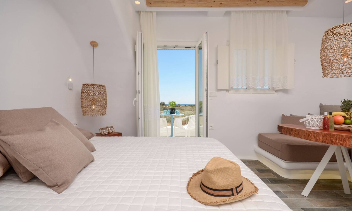 Plaka House | Naxos Island Escape