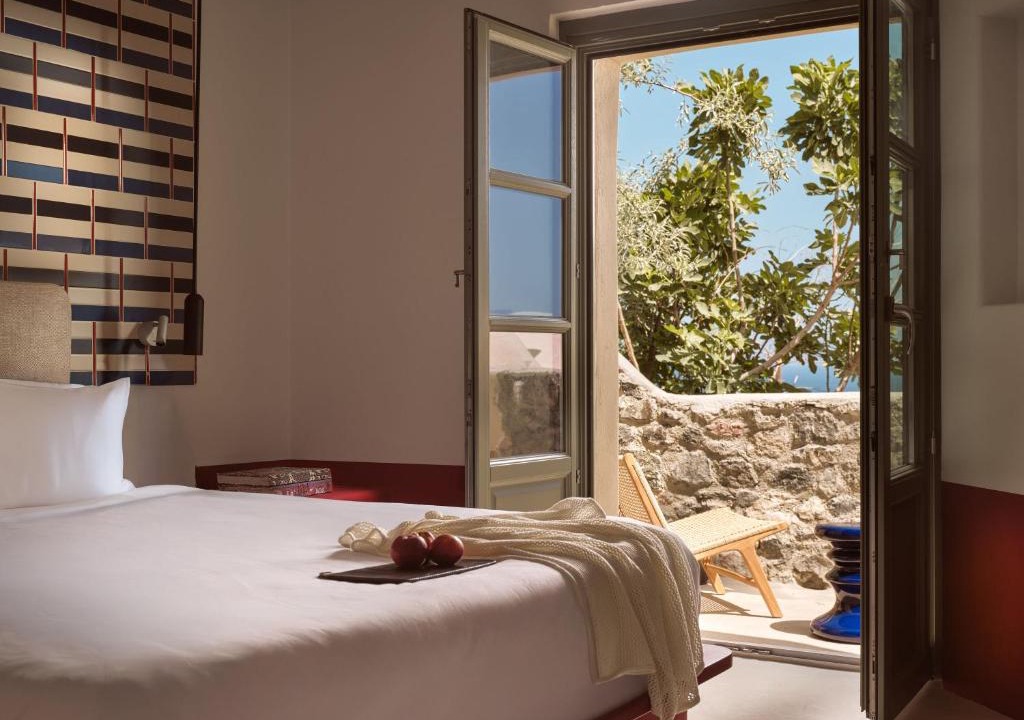 Finikia Apartment | Neema Maison Finikia Santorini