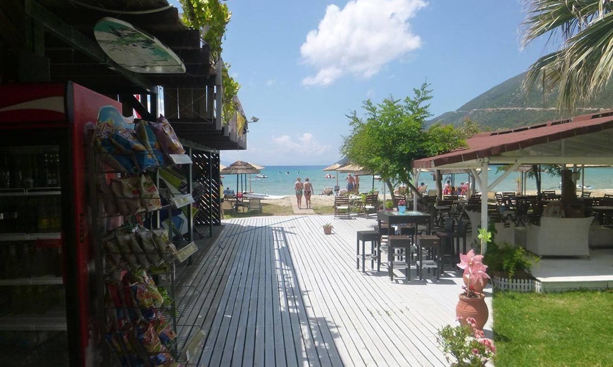 Vassiliki House | Nefeli Club