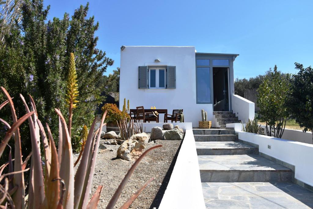 Milos House | Nelleas home