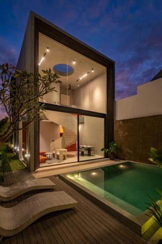 Berawa Villa | New 2BR Tropical Stylish Villa Canggu - 4 min to Finns
