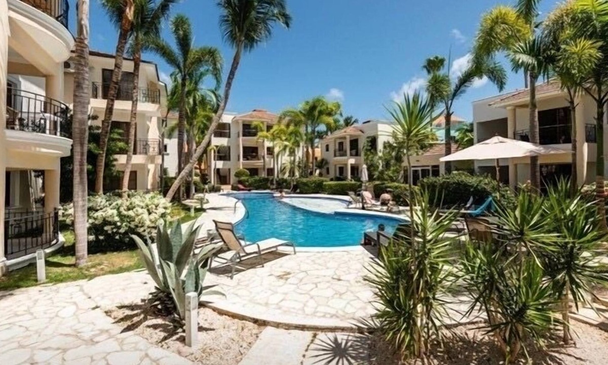 Veron Condo | New Condo, Beach Access, Wi-Fi, Pool