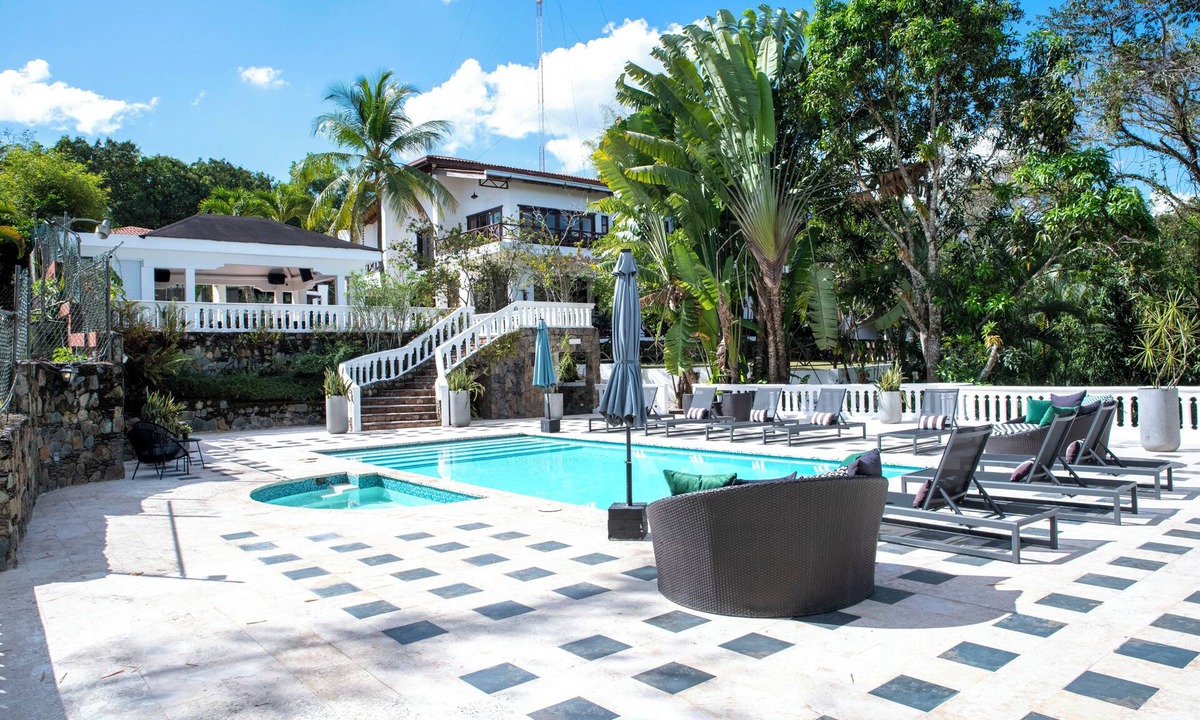 Pedro Brand House | NEW - Luxury Villa Camila +Private Cook +Pool + BBQ