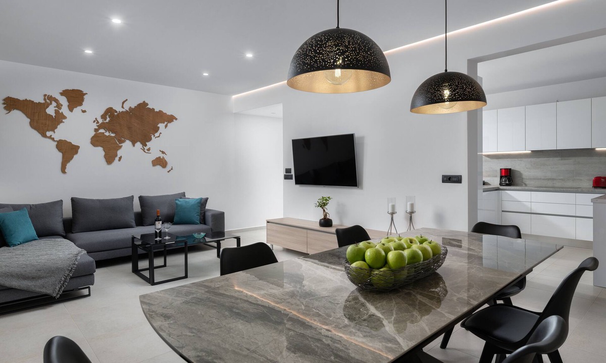 Rhodes Town Apartment | New modern and cosy apartment in the city center 100 meters from the sea.