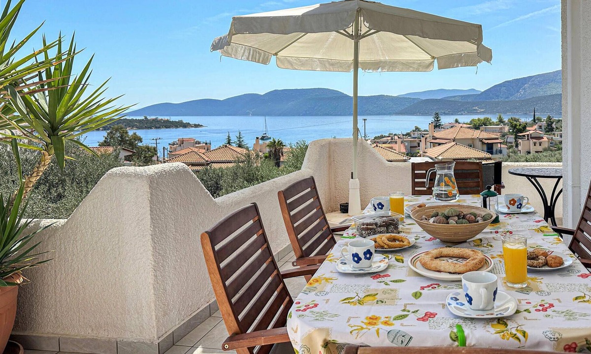Korfos Apartment | Nice apartment in Korfos, Korinthos