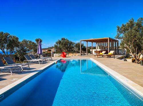 Tersanas Villa | Niki Luxury Suites