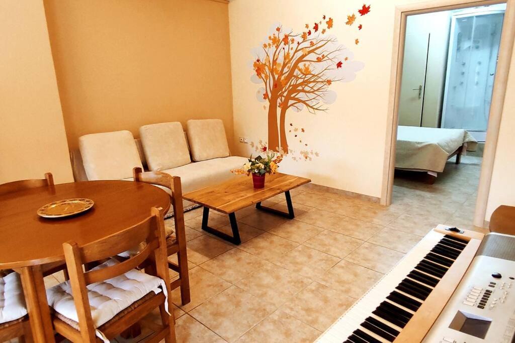 Perivolia Apartment | Nikola's Residence, Chania