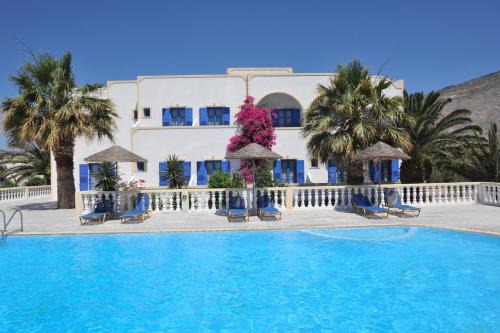 Perivolos Apartment | Nikolas Villas
