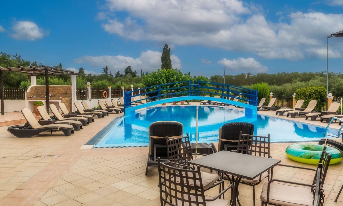 Melikia Hotel | Nikos Villas