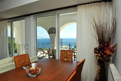 Agia Paraskevi House | Nina Areti