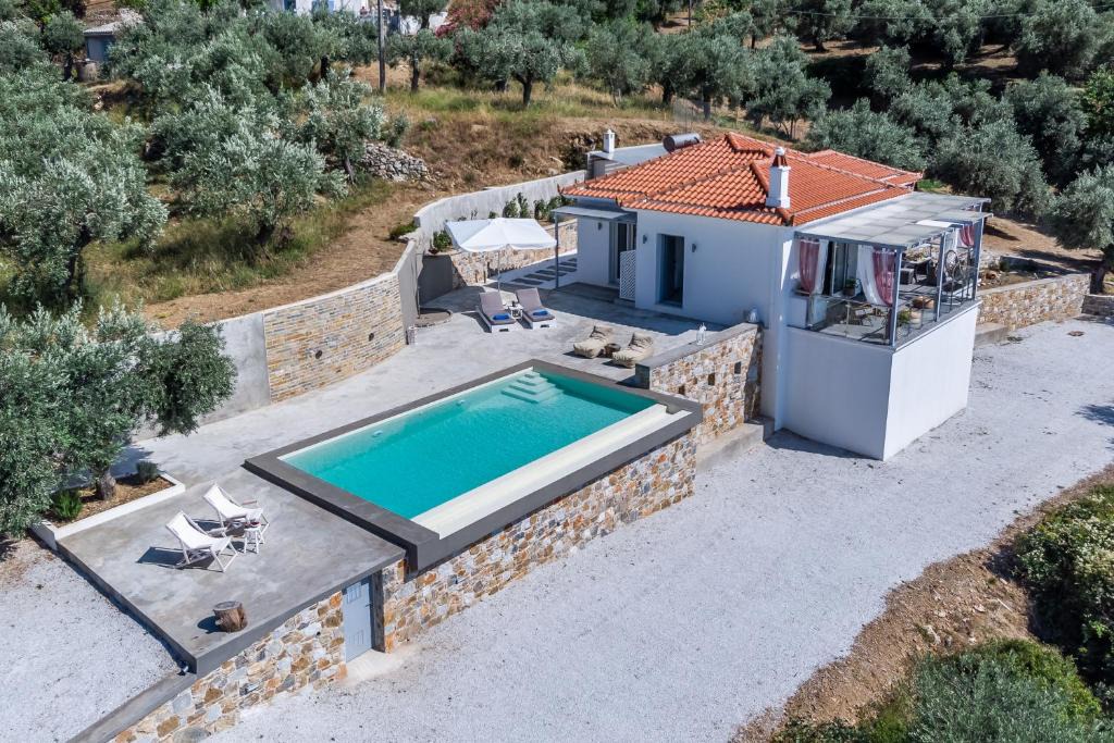 Skopelos Town Villa | Ninemia Villa in Skopelos