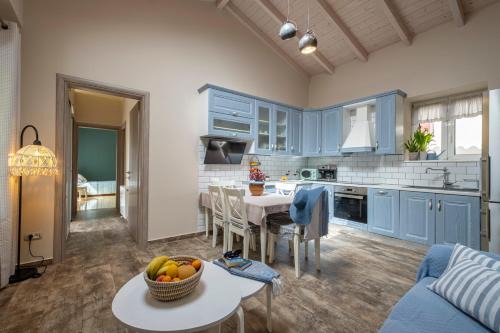 Tolo Villa | Oasis Home
