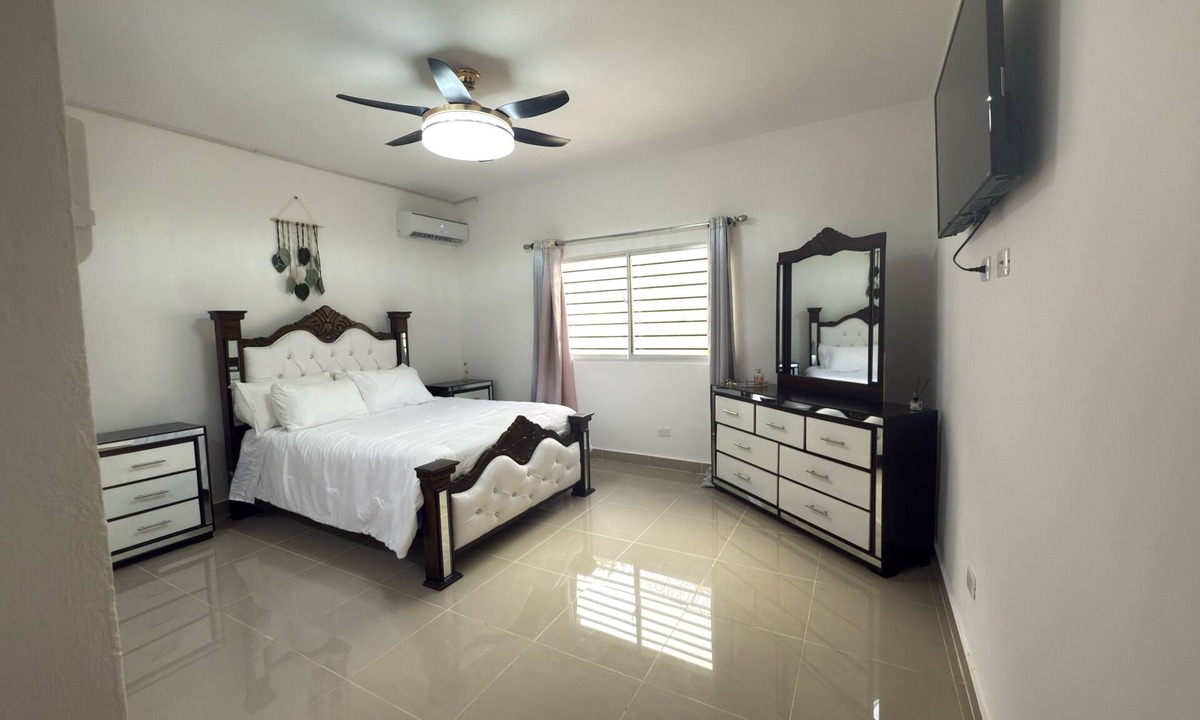 La Cienaga House | Oasis in la Perla del Sur with Pool