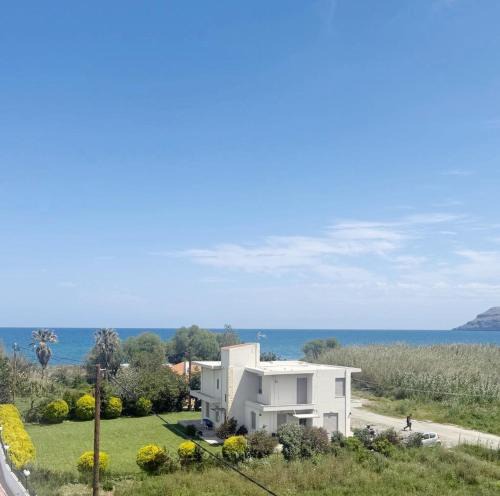 Gerani Apartment | Ocean Breeze Apartments