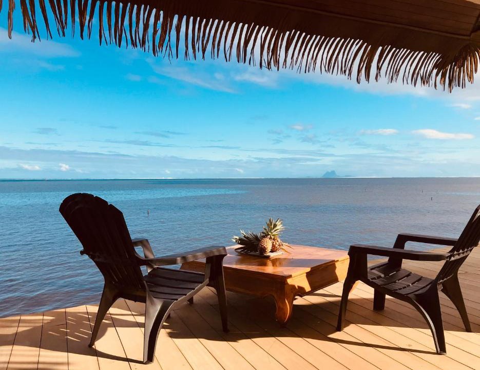 Teahupoo House | Ocean Breeze Bungalow
