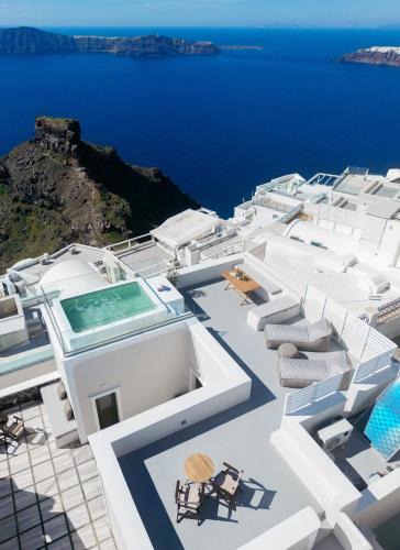 Imerovigli Villa | Ocean Caldera View Villa by Dalmyra Estate