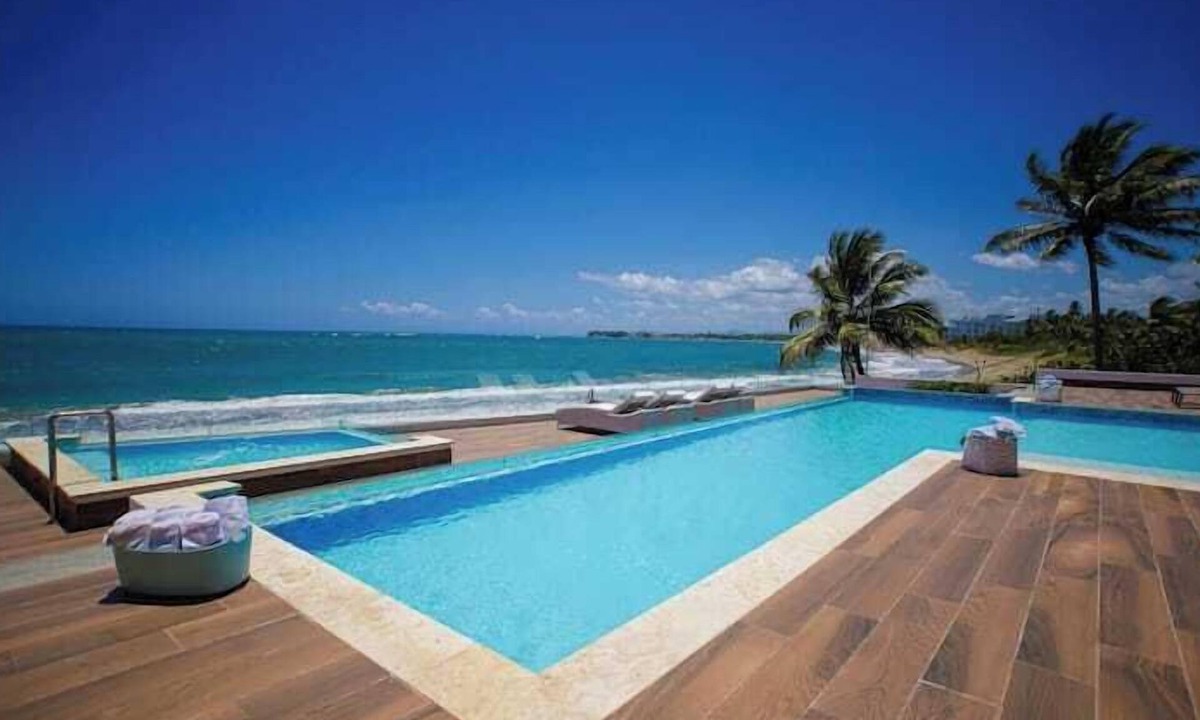 Cabarete House | Oceanfront Luxury | 10BR Villa + Infinity Pool