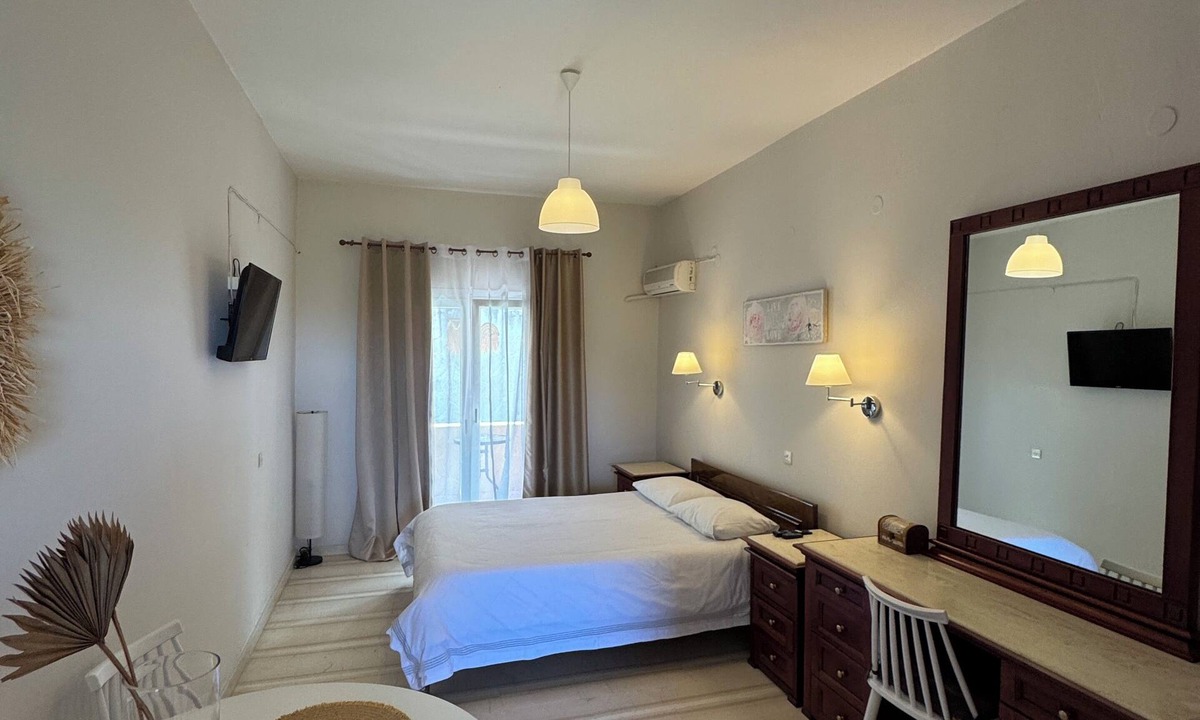 Acharavi House | Olive Garden Studios & Apts
