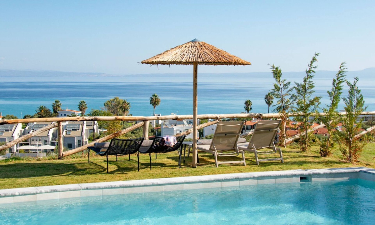 Pallini Villa | Olive Grove Panorama Suite Pende