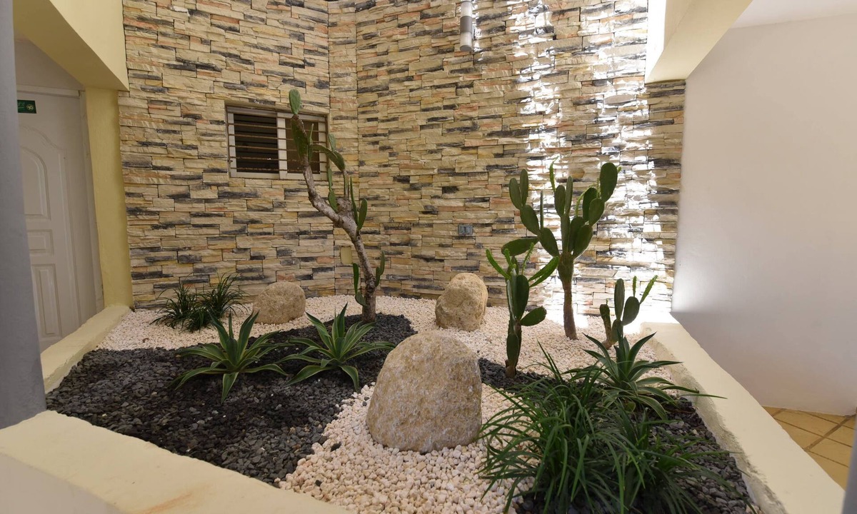 Costambar Apartment | On the Beach! Home away from home