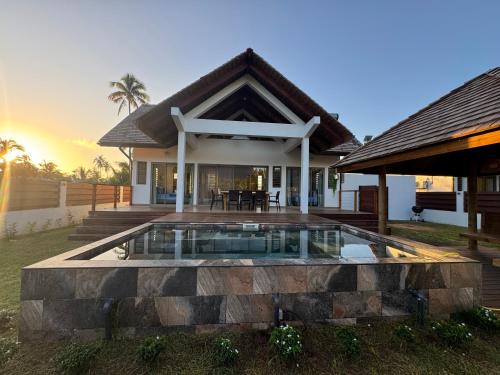Moorea-Maiao Villa | Ona Iti Villas Moorea