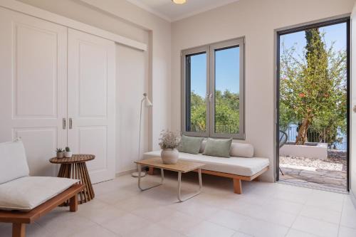 Benitses House | OPSTANTE Corfu